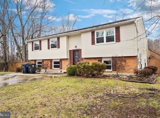 406 Olympic Ct, Fort Washington, MD 20744