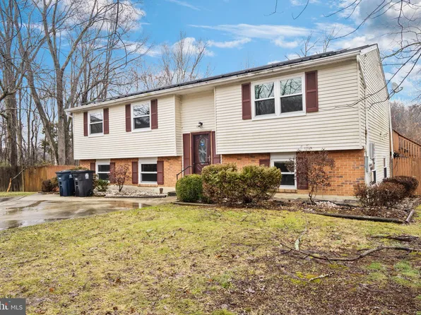 406 Olympic Ct, Fort Washington, MD 20744