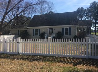 40 Stallion Dr, Scotland Neck, NC 27874