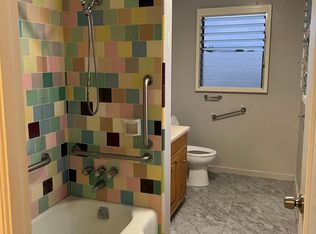 99-829B Halawa Heights Rd, Aiea, HI 96701