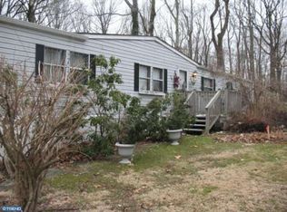 748 Lonely Cottage Rd, Upper Black Eddy, PA 18972