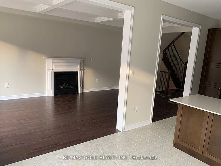 140 Finegan Cir — Photo 5
