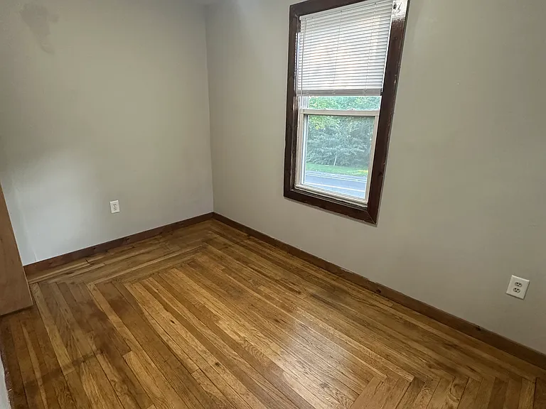 40 Harding Pl #B — Photo 11