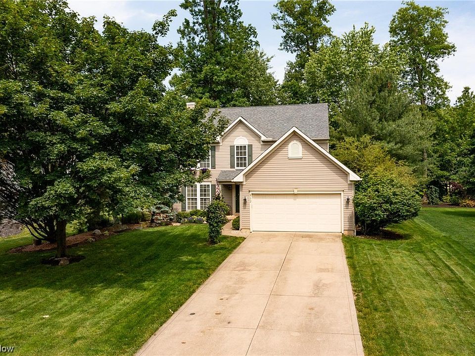 9172 Lake View Dr, Olmsted Falls, OH 44138 Zillow