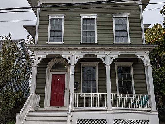 2nd image of 181 Putnam St Floor 1