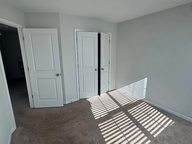 434 Keeble Dr — Photo 6