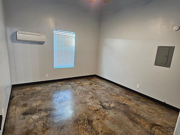 3rd image of 4435 Mager Dr #7