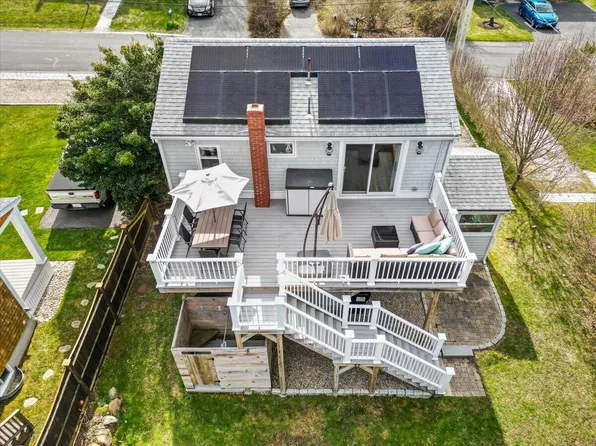7 Bodfish Avenue, Sandwich, MA 02563