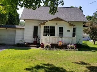 717 Henford Ave, Kingsford, MI 49802
