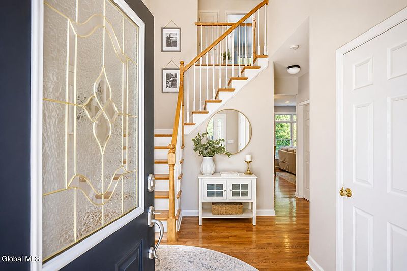 4th image of 56 Chatsworth Way