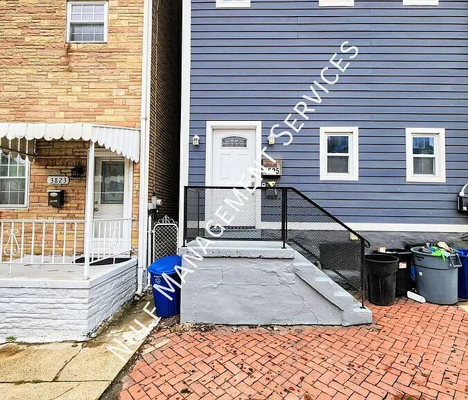 3825 Liberty Ave #2 — Photo 9