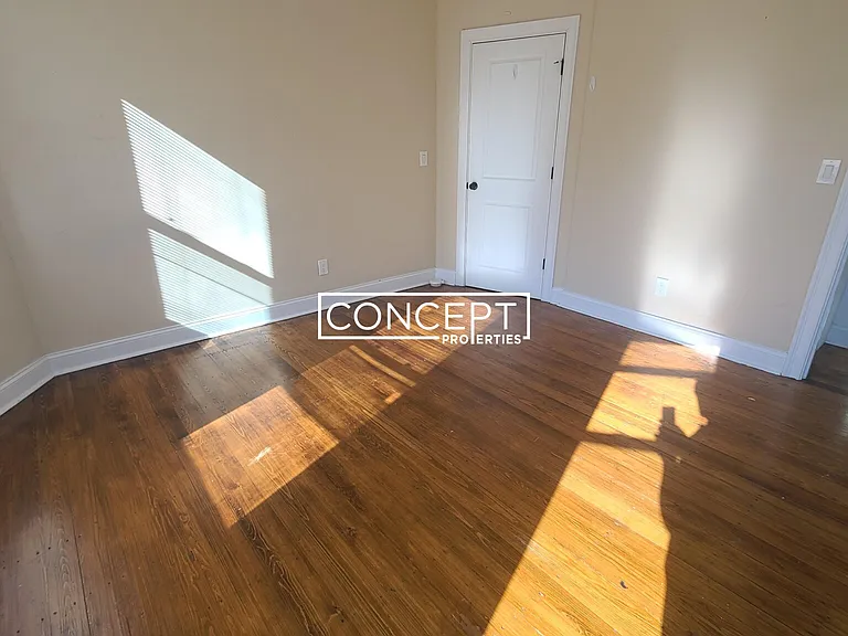 2 Johnson Ave #3 — Photo 10