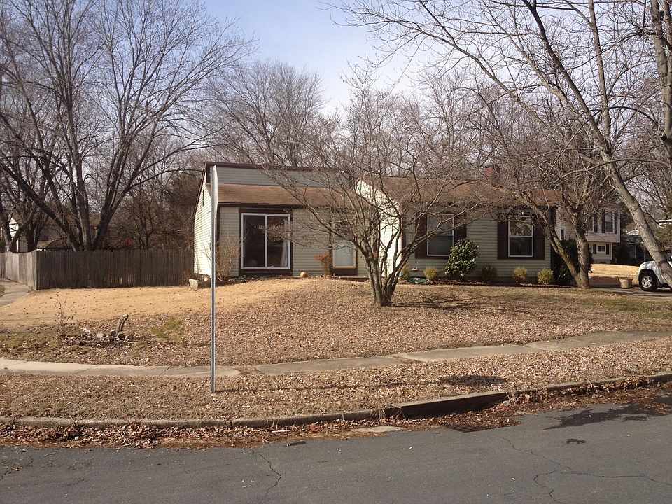 1st image of 252 Catalina Cir