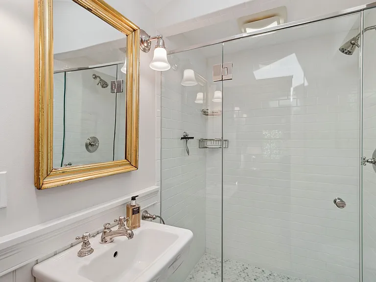 14 Ackerly St — Photo 9