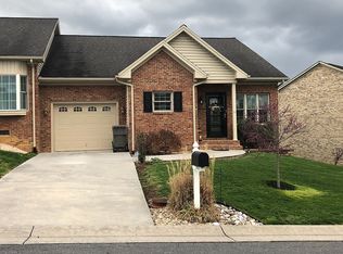 296 Ridgewood Ave, Broadway, VA 22815