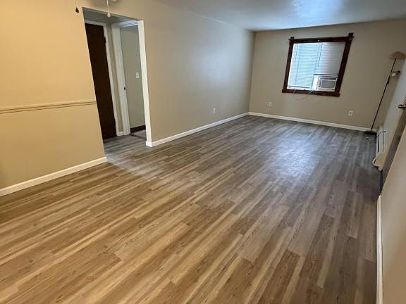 3rd image of 27 Wayne St #6