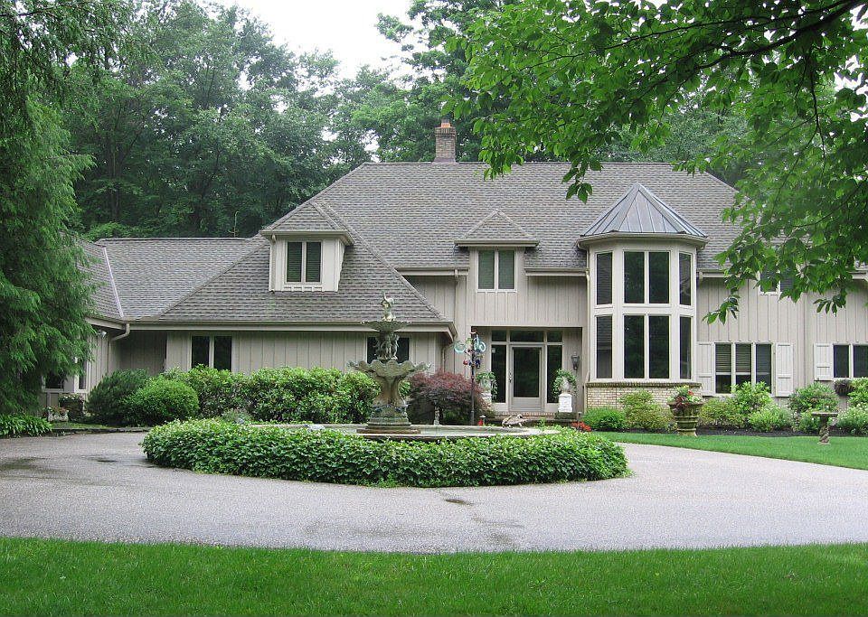 1st image of 14414 Hunting Hills Dr