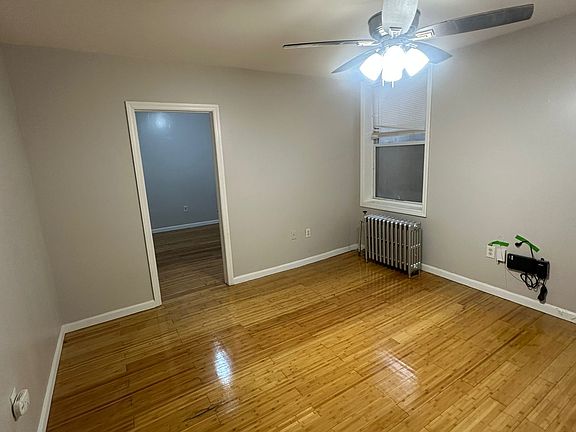 2nd image of 60 63rd St APT B4