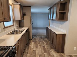 504 Washington St #504, Belleville, MI 48111