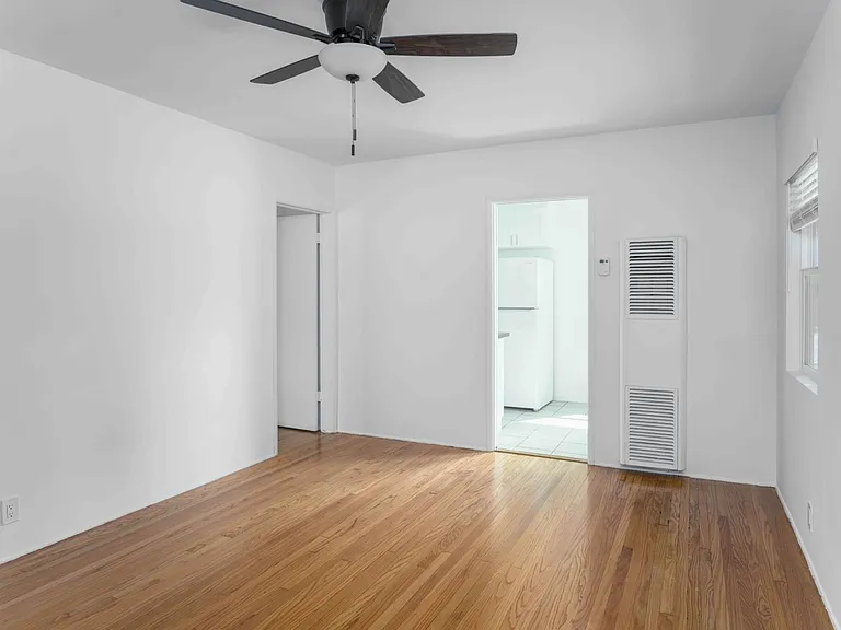 2900 Exposition Blvd #B — Photo 5