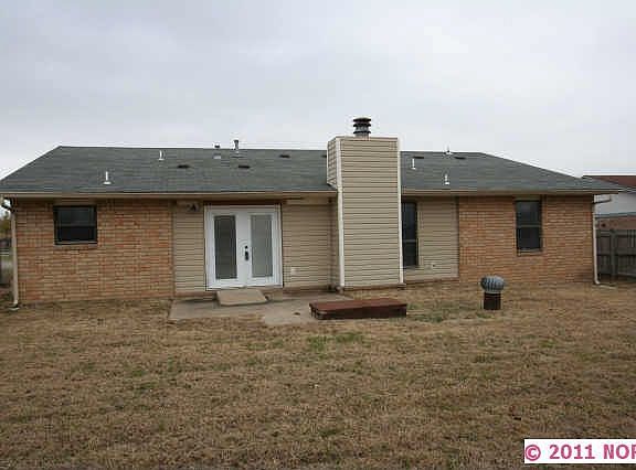 2nd image of 450 W 146th Pl S