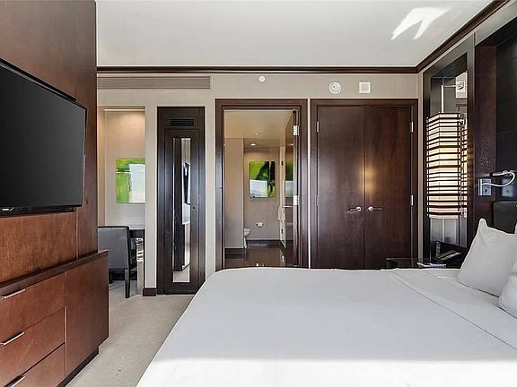 4th image of 2600 W Harmon Ave #112