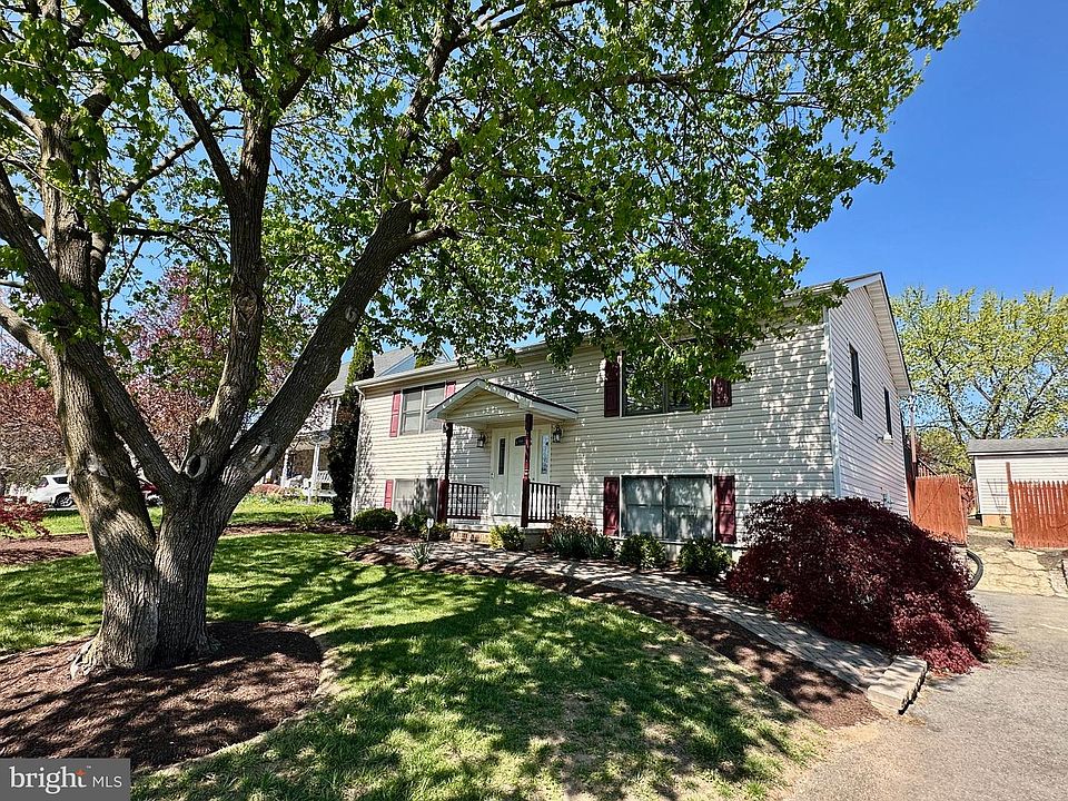 2nd image of 213 Killdeer Rd