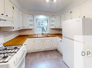 306 E Hillsdale St #1, Lansing, MI 48933