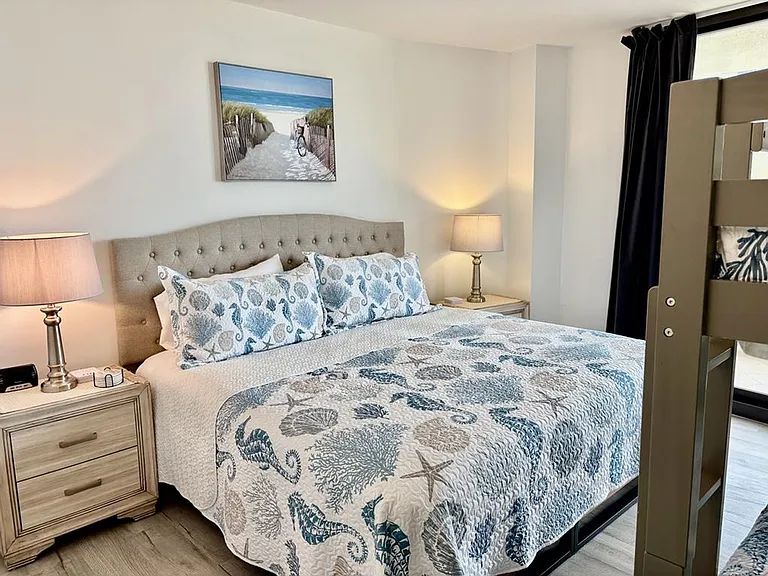 380 Seaview Ct #207 — Photo 15