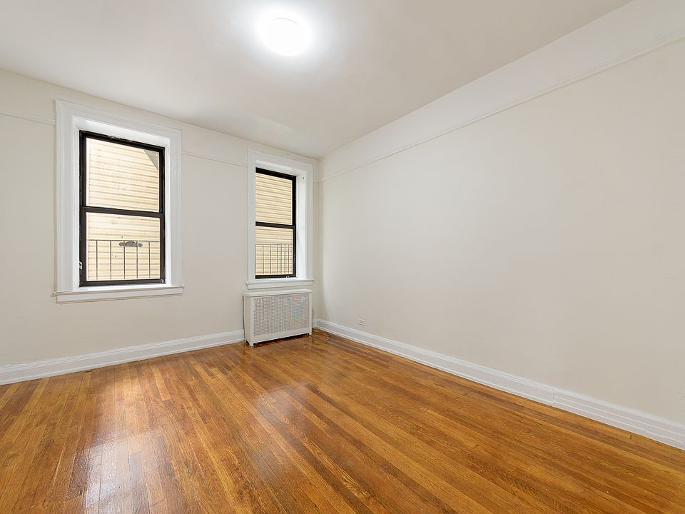 2nd image of 2541 30th Rd APT 1E