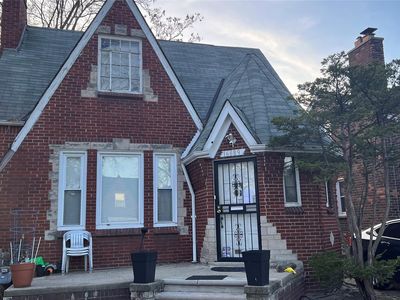 16889 Manor St, Detroit, MI, 48221