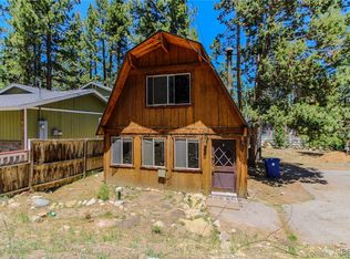 605 Sugarloaf Blvd, Big Bear City, CA 92314