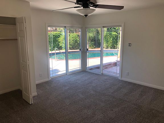 3rd image of 633 N Priscilla Ln