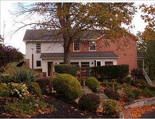 5th image of 685 Maggie Ln