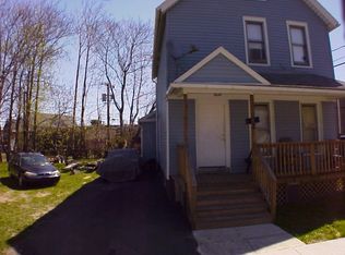 32 Lee Pl, Rochester, NY 14608