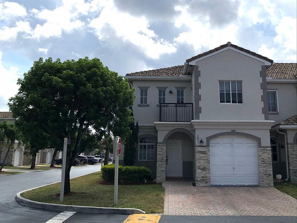 1st image of 8351 SW 124th Ave APT 101