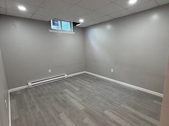 2nd image of 100 S Van Buren Ave #1R