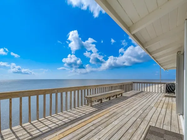 20 Sailfish St, Panacea, FL 32346