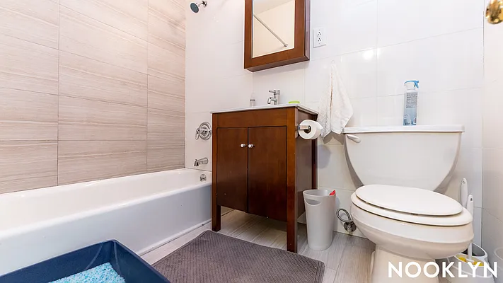 Rented by Nooklyn NYC LLC | media 32