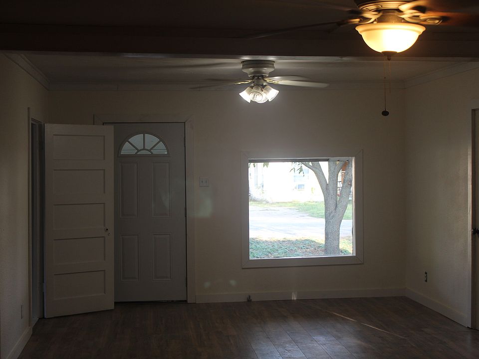 1st image of 903 N 14th St