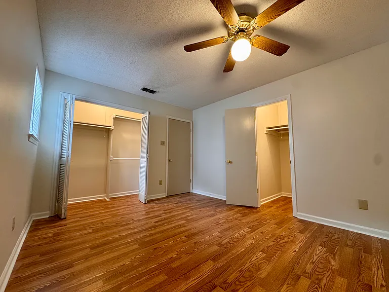 19 Burkwood Dr — Photo 5