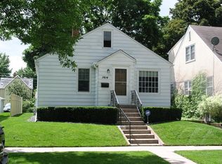 1414 Breda Ave, Saint Paul, MN 55108