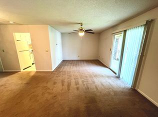 3840 Overbrook Dr APT 12, Columbia, SC 29205