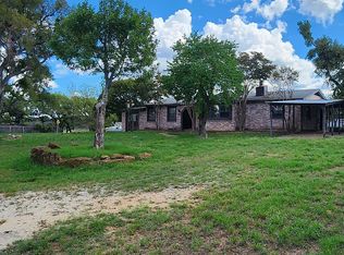 1515 Parkway, Tow, TX 78672