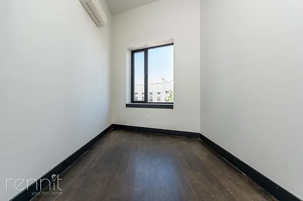 Rented by Rennit Inc. | media 21