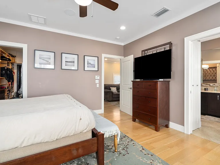 1205 Gulf Way St — Photo 26