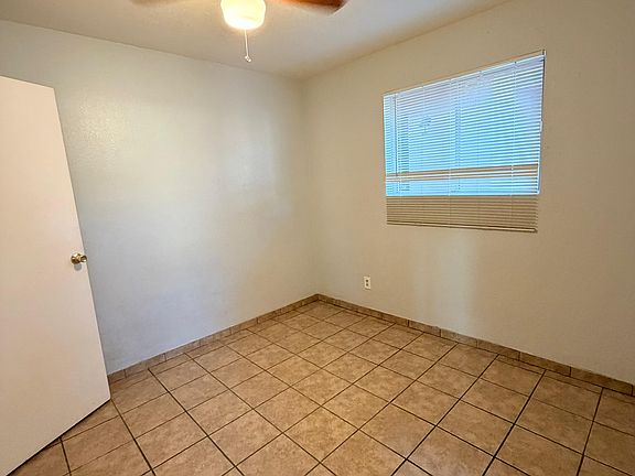 5th image of 746 E Mission Ln N #C