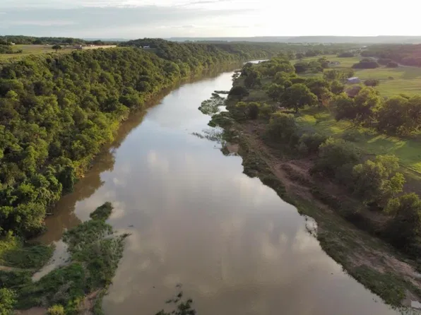 96 Big Bend Rd, Mineral Wells, TX 76067