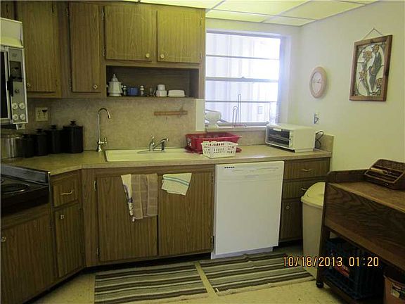 5th image of 3 Greenway Vlg N Unit 103
