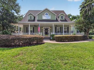 2928 Chelsea Woods Dr, Valrico, FL 33596